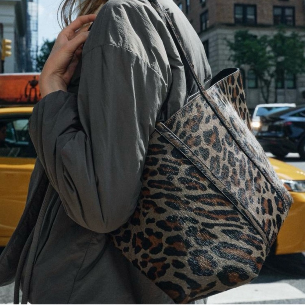 Zara Leather Leopard/Animal Print Tote Bag with Pouch - Picture 3 of 4